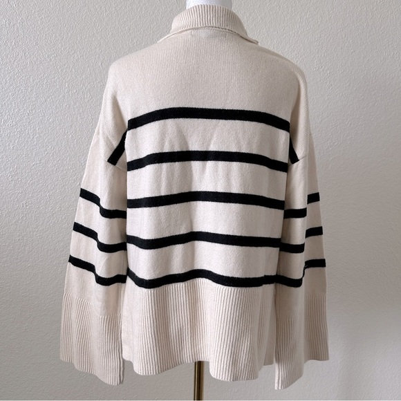 BANANA REPUBLIC Turtleneck Sweater NWT in Transition Cream Sz. XS - Picture 5 of 11